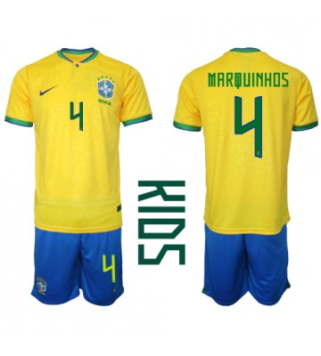 Brasil Marquinhos #4 Hjemmedraktsett Barn VM 2022 Kortermet (+ Korte bukser)